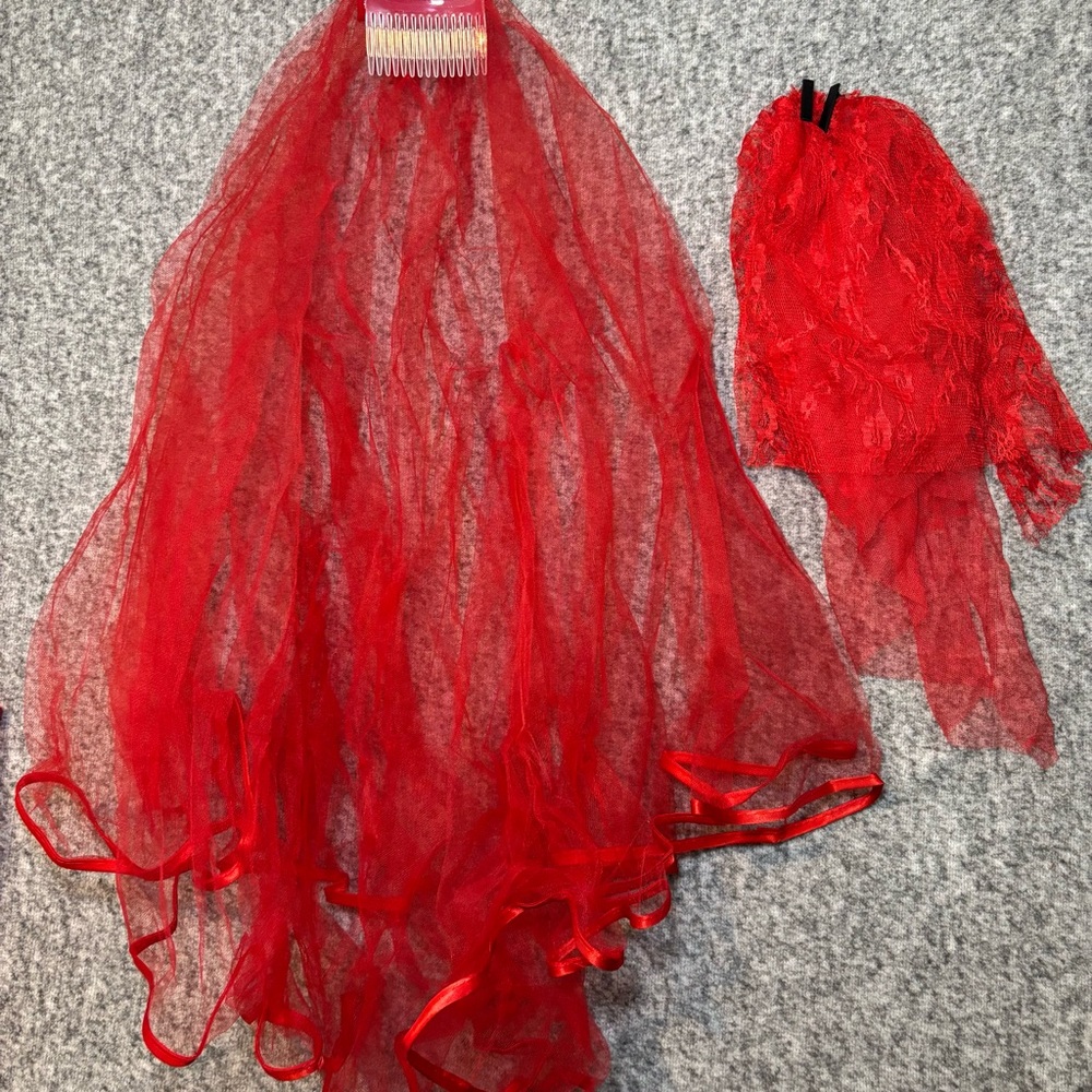 Lydia Deetz Beetlejuice Red Wedding Dress Costume Women’s M Cosplay Set - Picture 10 of 14